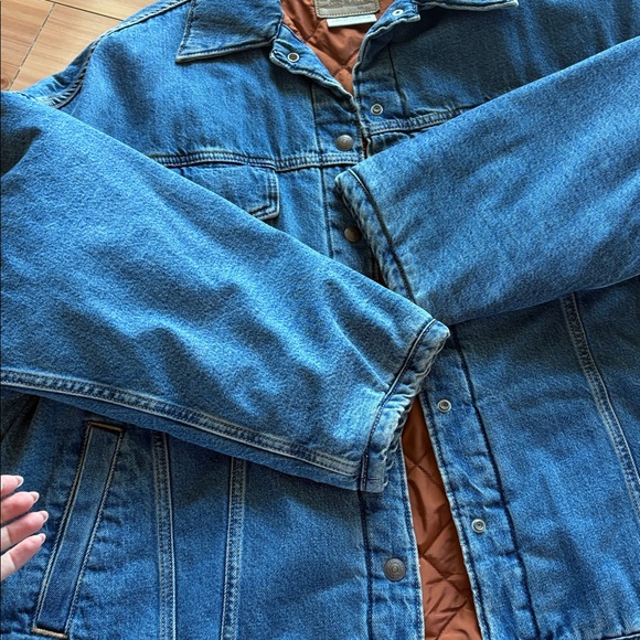 Levi's Jacket - Picture 2 of 6